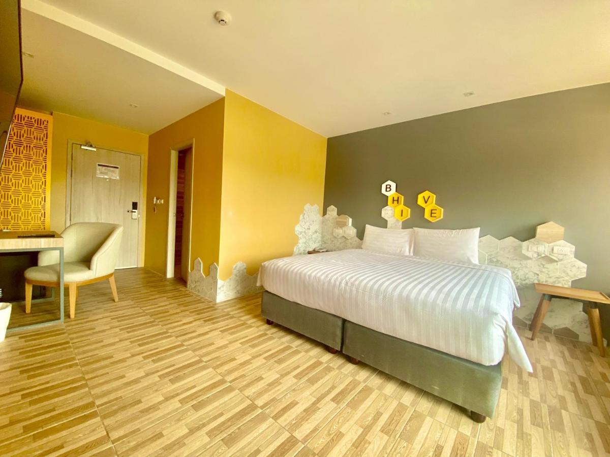 Beehive Boutique Hotel Phuket Ngoại thất bức ảnh