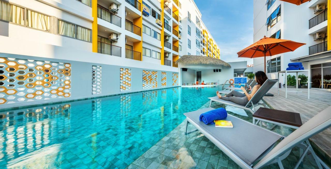Beehive Boutique Hotel Phuket Ngoại thất bức ảnh