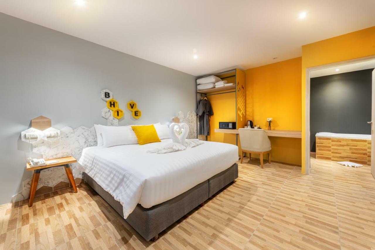 Beehive Boutique Hotel Phuket Ngoại thất bức ảnh