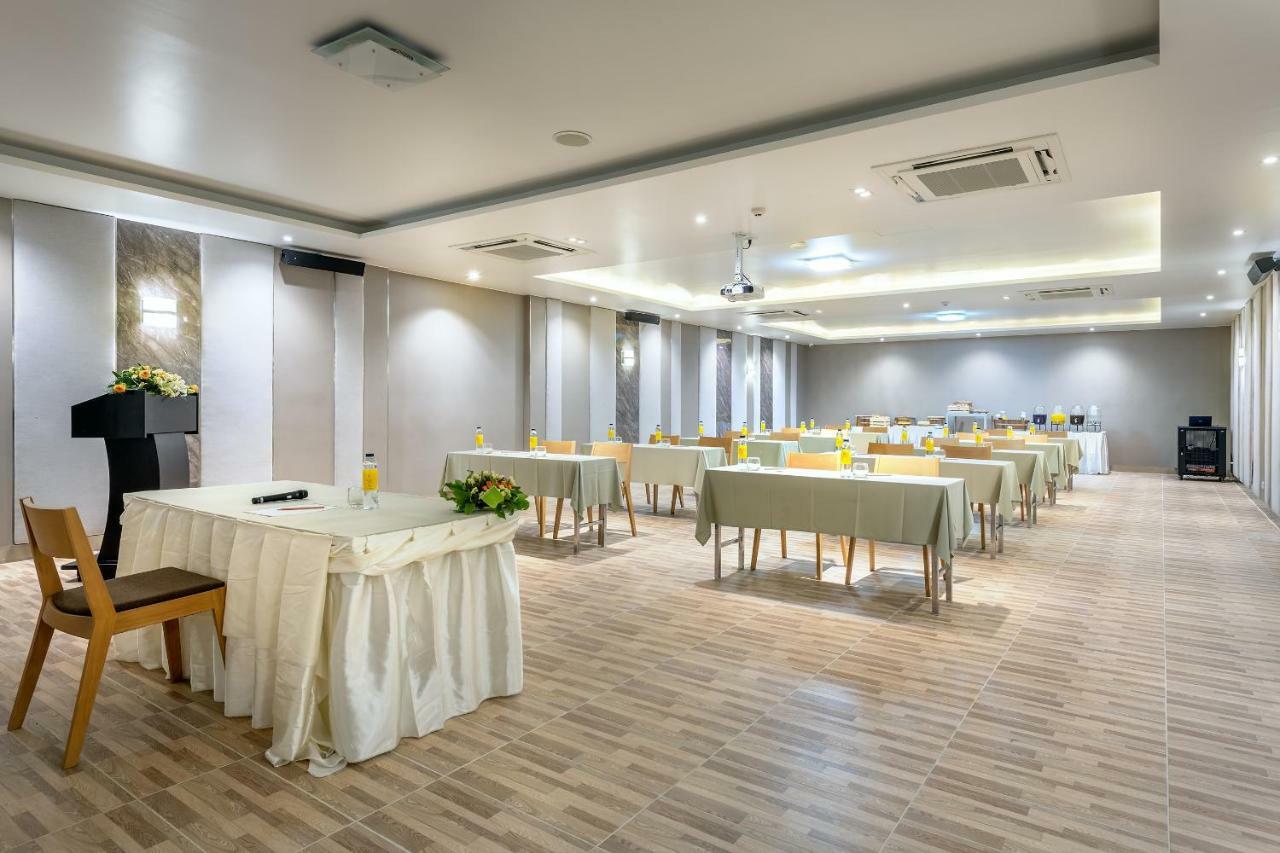 Beehive Boutique Hotel Phuket Ngoại thất bức ảnh