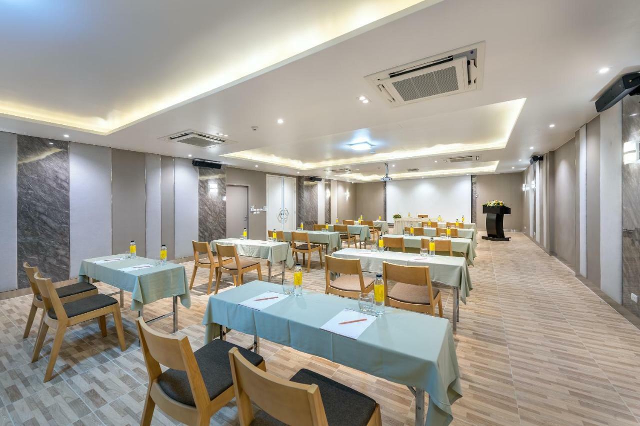 Beehive Boutique Hotel Phuket Ngoại thất bức ảnh